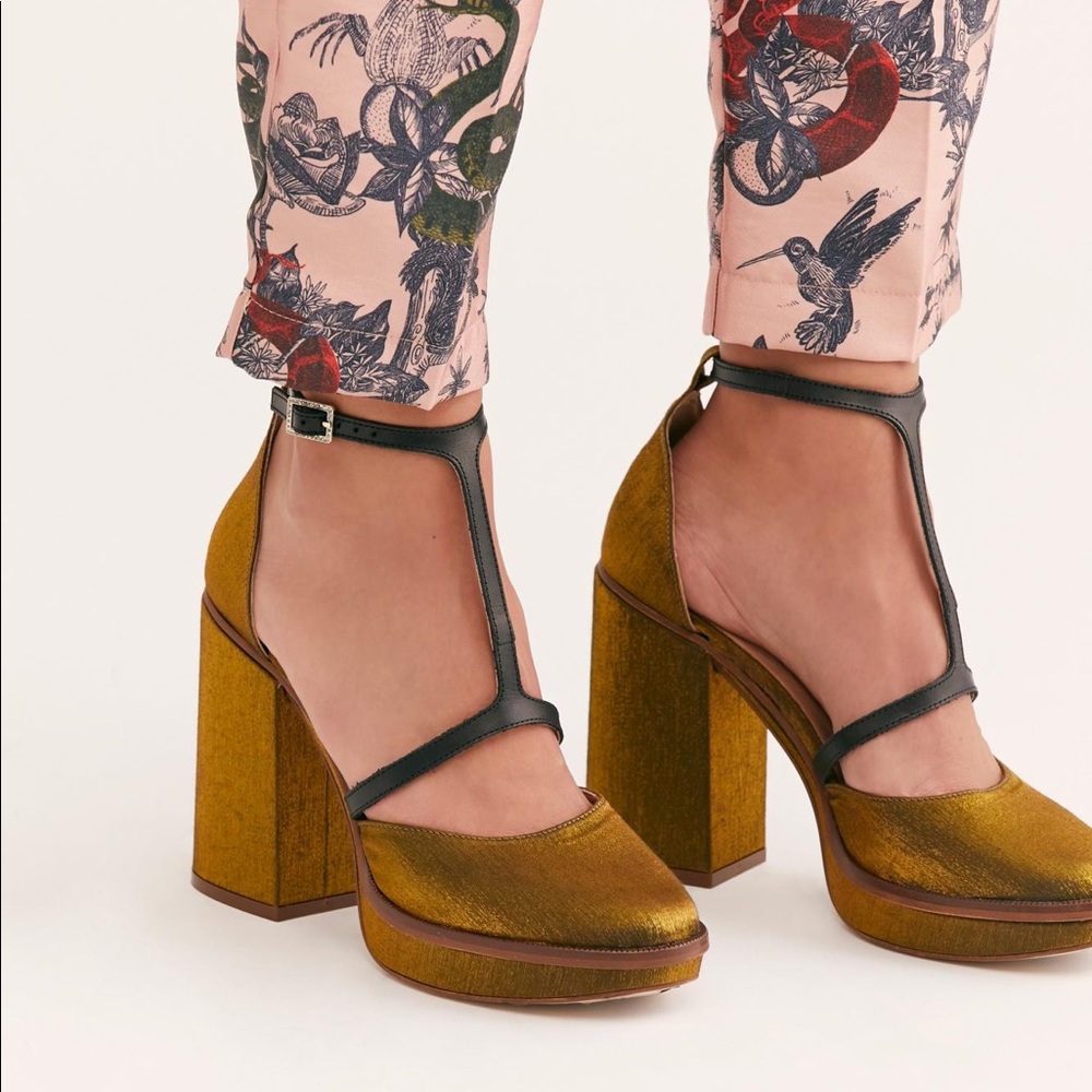 Free People Platform